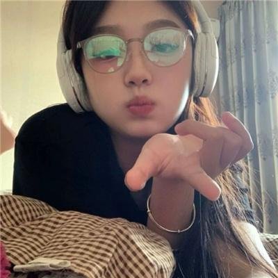 疯狗与格拉瑞小姐